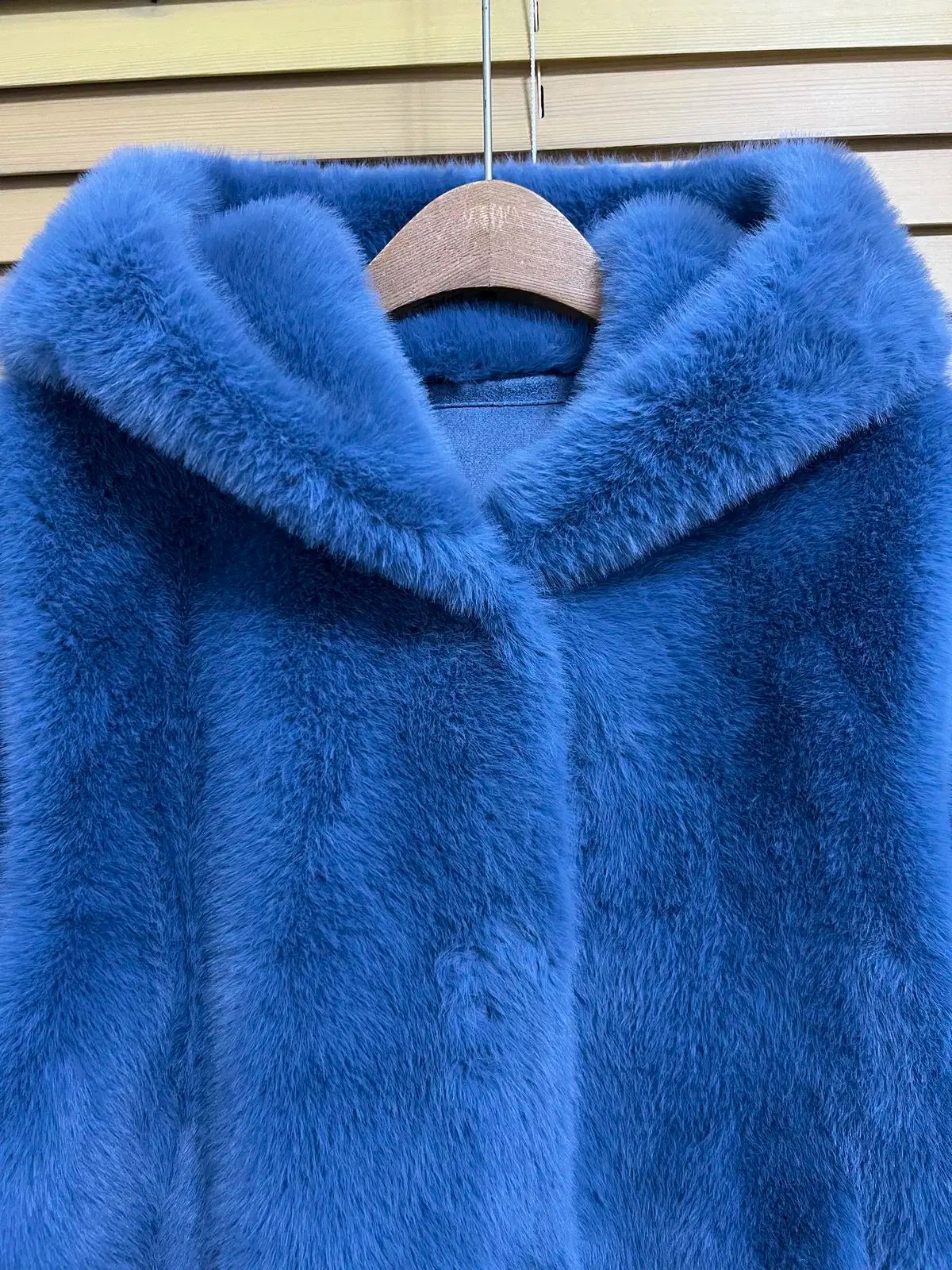 LBL レディース ブルー フェイクファーコート フェイクファーWHOジャケット S