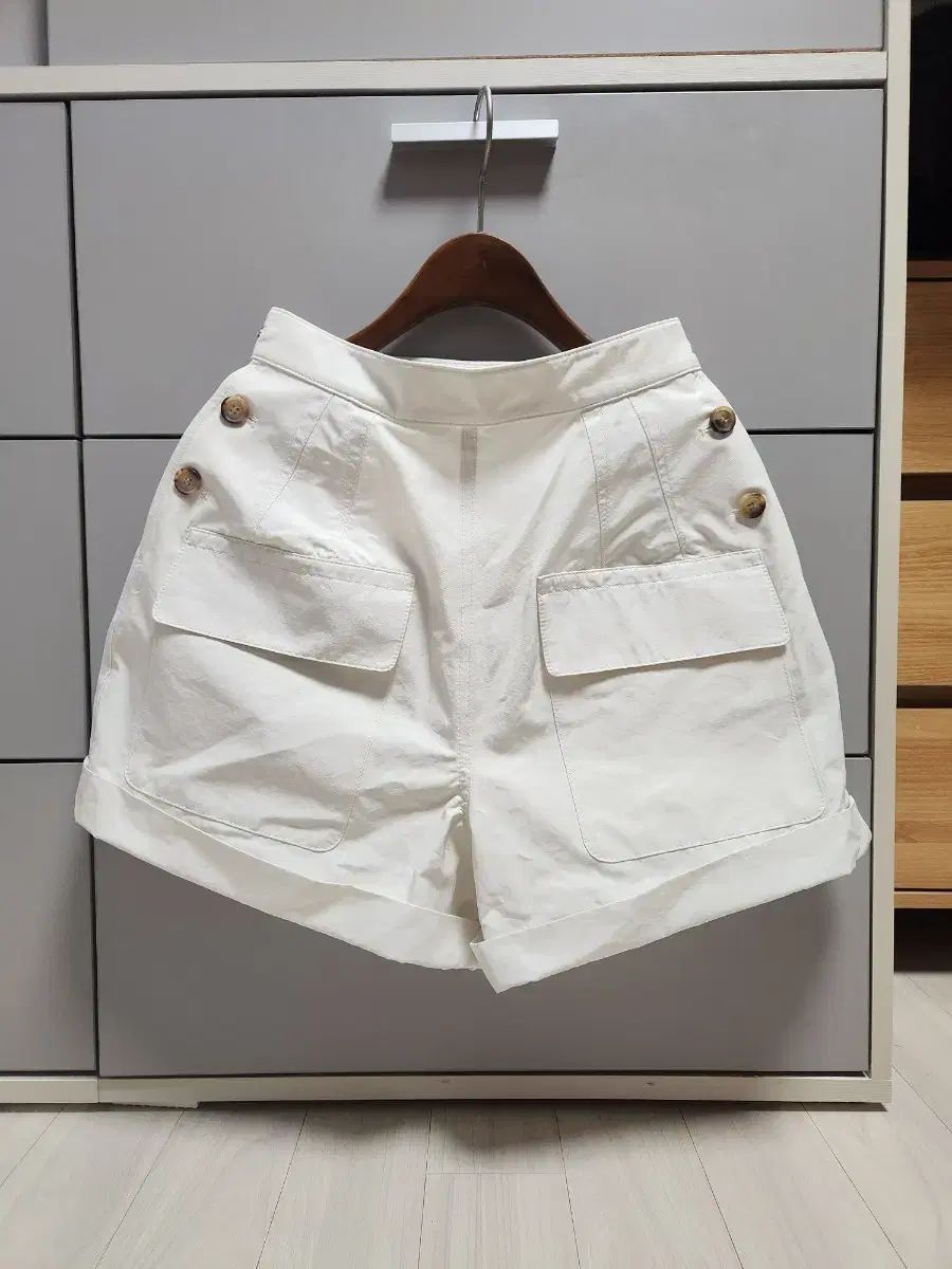 elborn Marcel Buttoned Shorts エルボーン 半ズボン