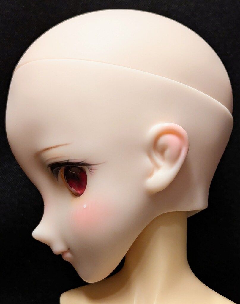 DDH-09 セミホワイト