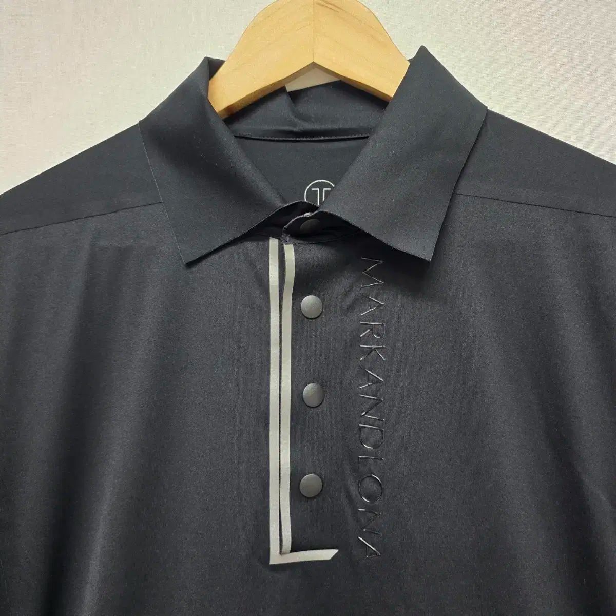 MARK u0026 LONA(マークアンドロナ) TLINE T ライン 後ろロゴ ポイント