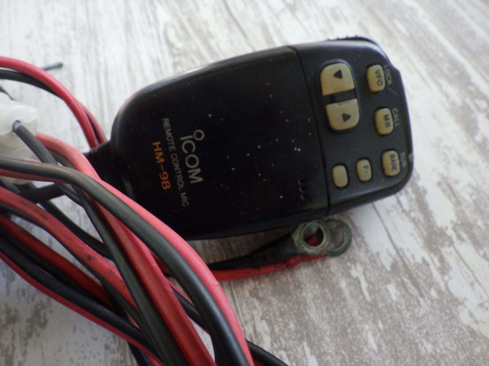 ICOM アイコム IC-2710 HM-98 無線機 マイク ジャンク品 - メルカリ ICOM アイコム IC-2710 HM-98 無線機 マイク ジャンク品 - メルカリ