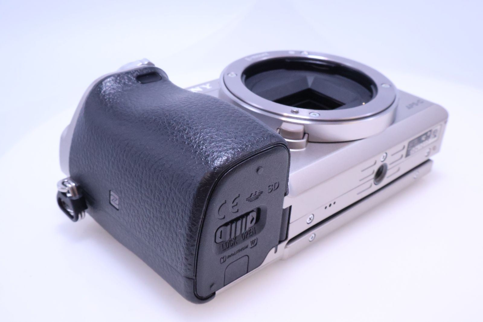  SONY α6000 ボディ シルバー ILCE 6000 S ミラーレス一眼 ミラーレス一眼 デジタルカメラ