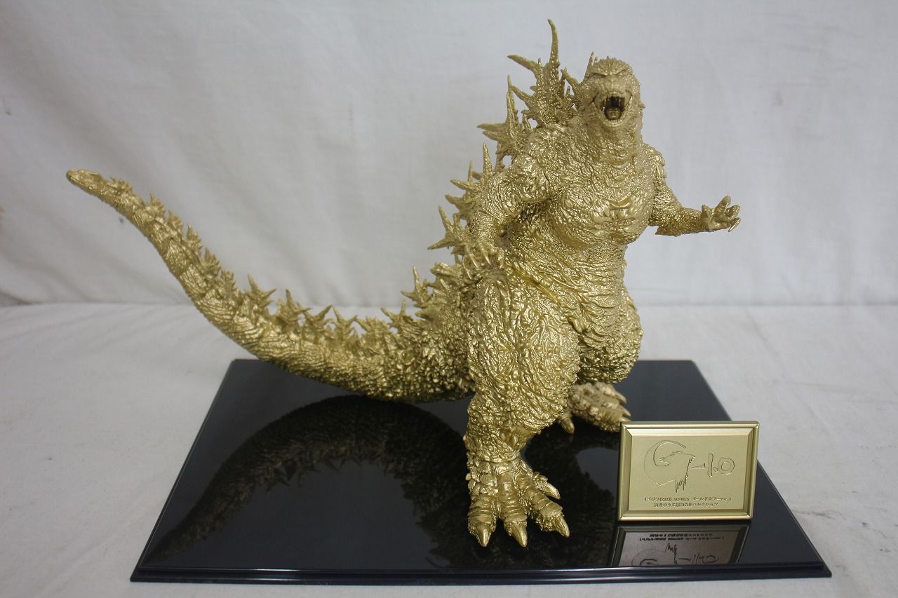 ゴジラ(2023） SOFVICS ゴールドカラーver. ゴジラ-1.0新品 BANDAI 【即納新品】ゴジラ(2023） SOFVICS ゴールドカラーver