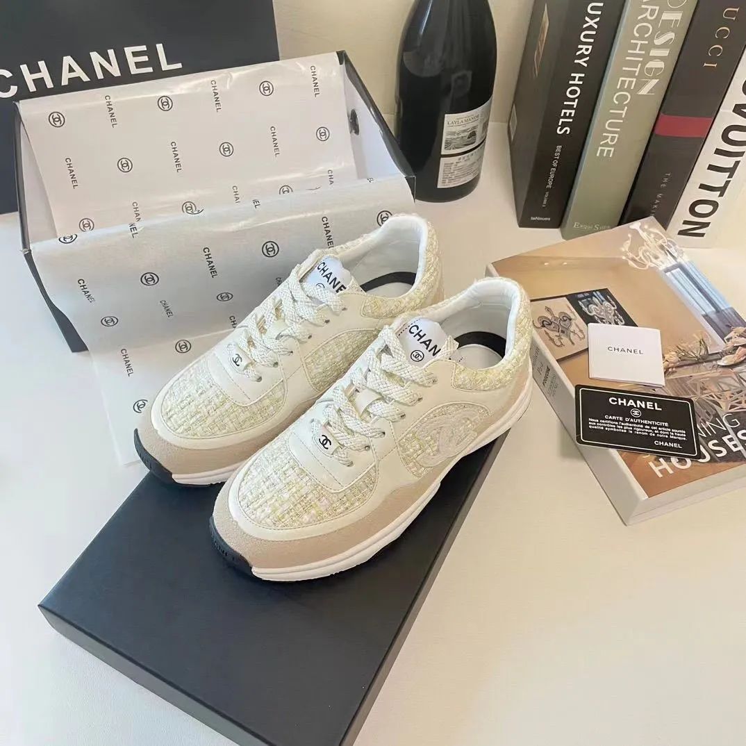 ❗️値下げします新品未使用🆕CHANEL シャネル2024新型厚底の色合わせカジュアルシューズスニーカー - メルカリ