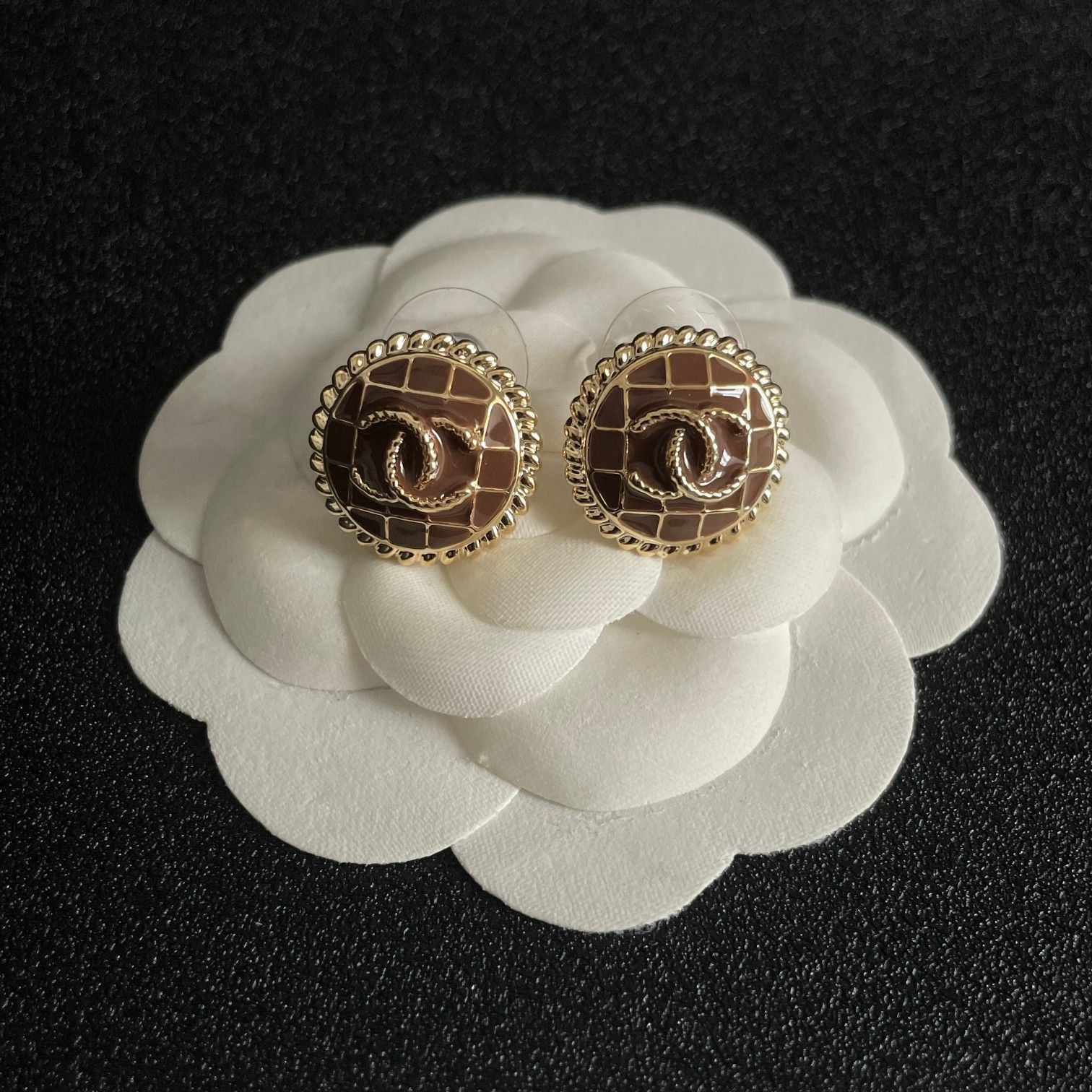 エレガントな一品【CHANEL】ピアス CHANEL-AB2921-1b-1.jpg