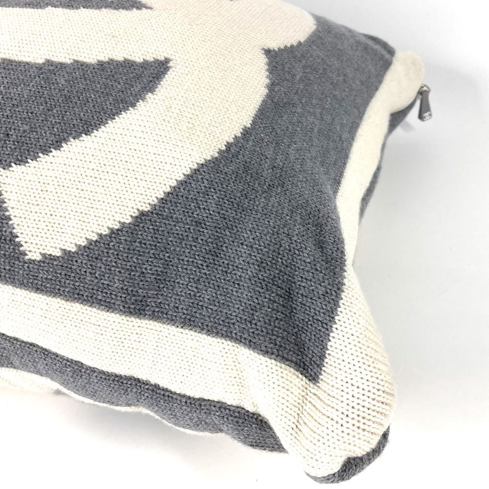 CHANEL クッションダブルフェイス