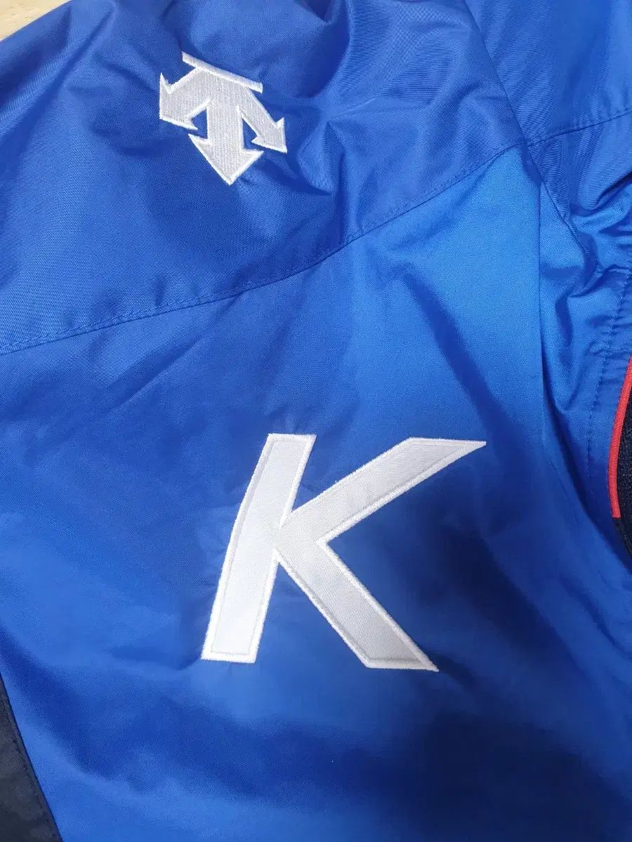 デサント₍DESCENTE