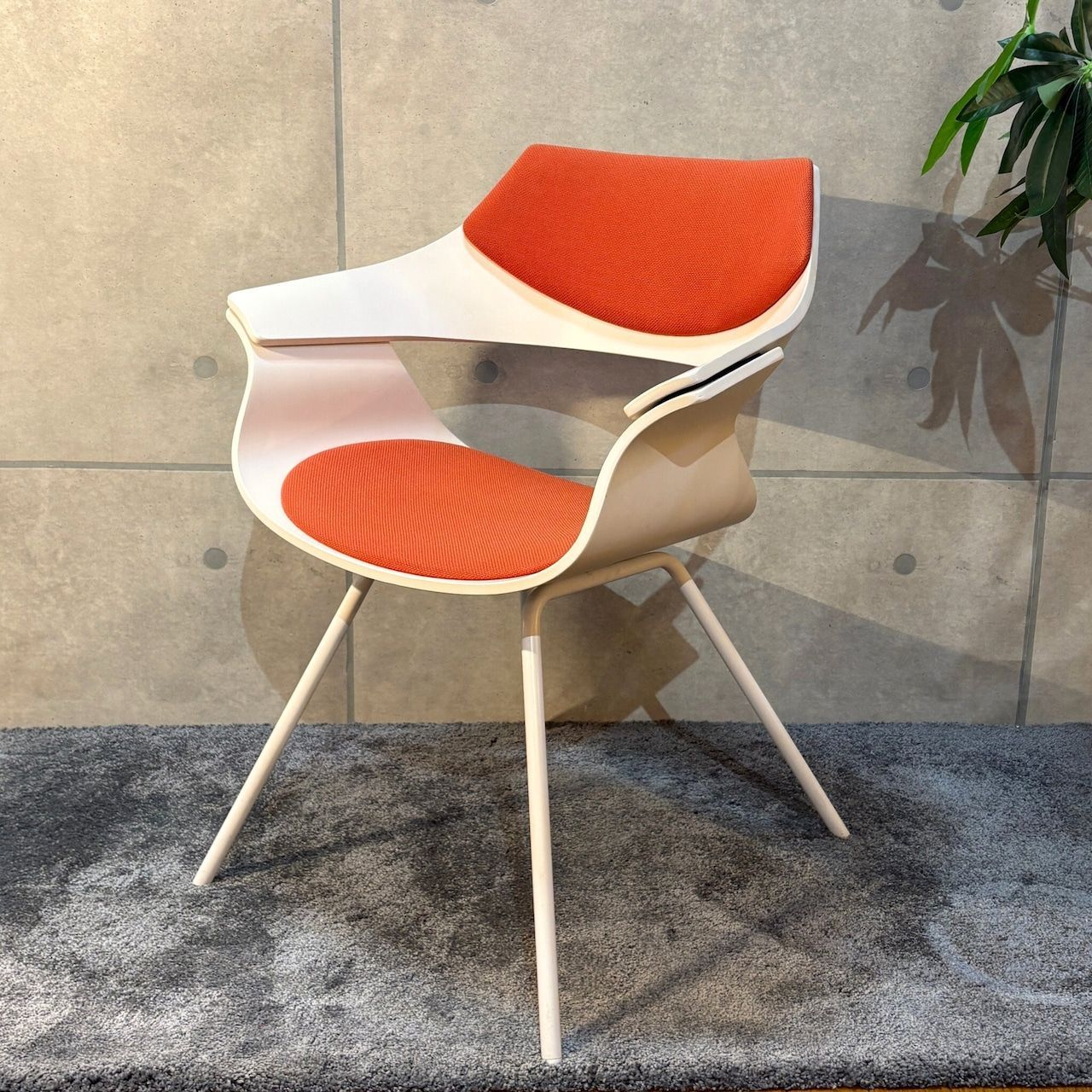 ミーティングチェア ミッドセンチュリーデザイン