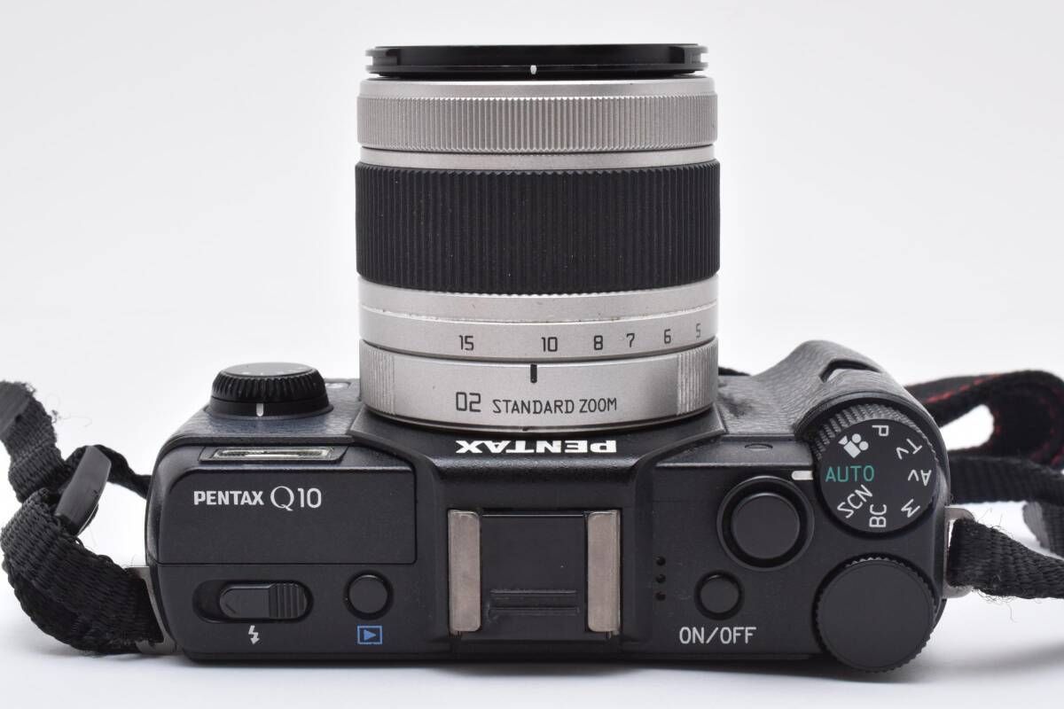 ☆良品【PENTAX】Q10 カラー + 02 5-15mm ペンタックス PENTAXペンタックス Q10 5-15mmF2.8-4.5(02STANDARD ZOOM) Mint+