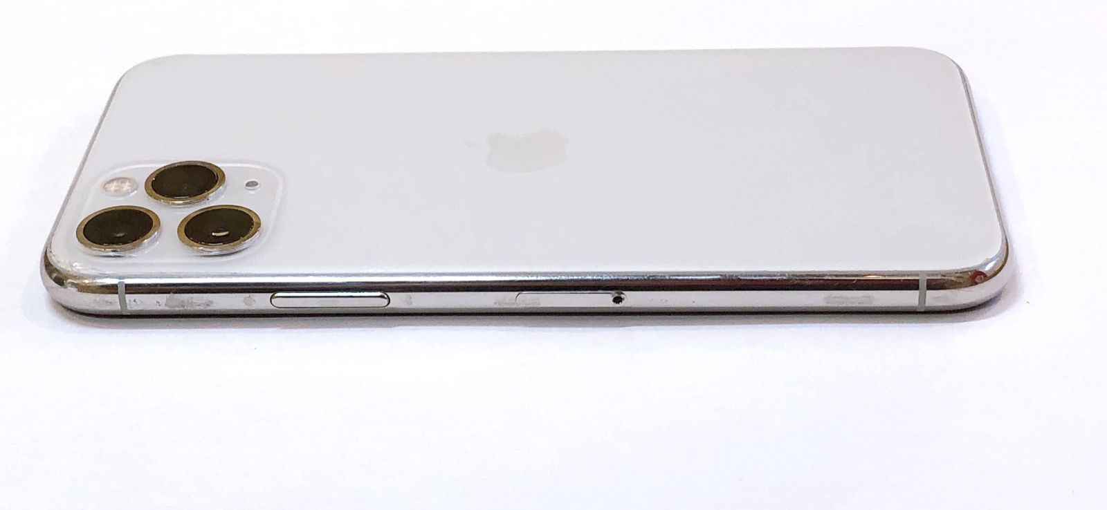 (ジャンク品)Apple iPhone 11 Pro シルバー 本体 ジャンク品 iPhone 11 Pro シルバー 64GB SIMフリー