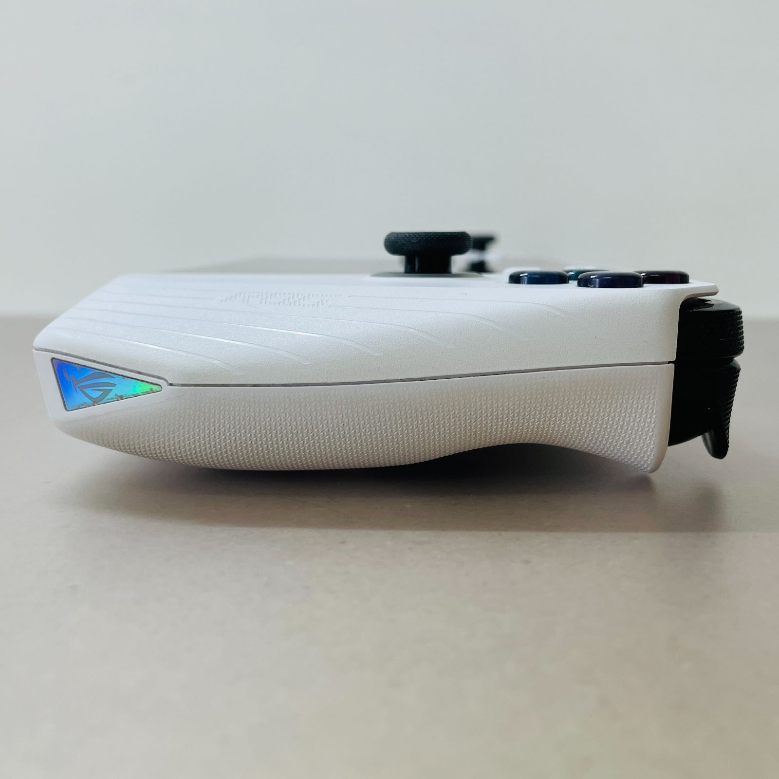 ROG ALLY 本体 美品 ROG ALLY 本体 美品