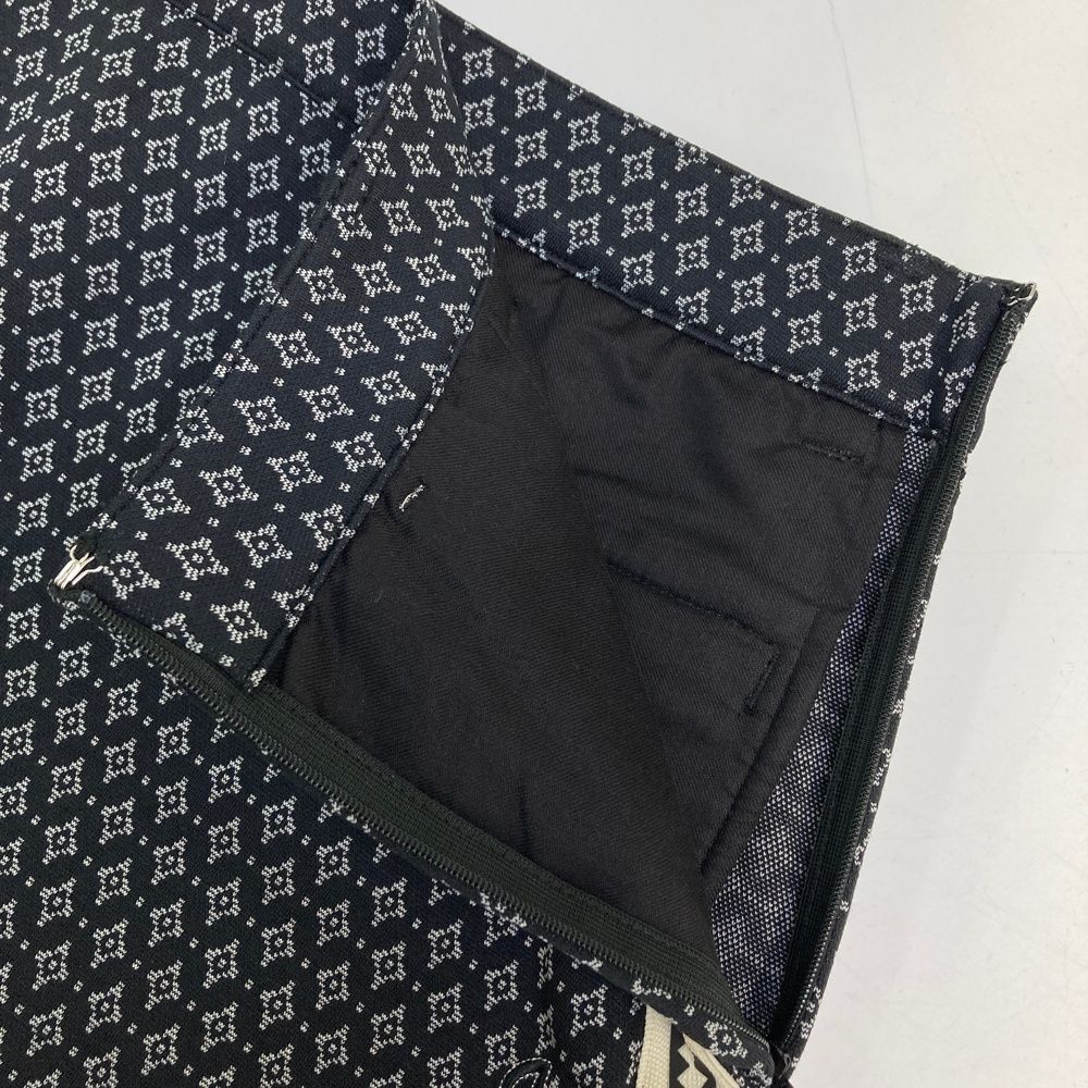 フロントロゴ ストレッチスカート