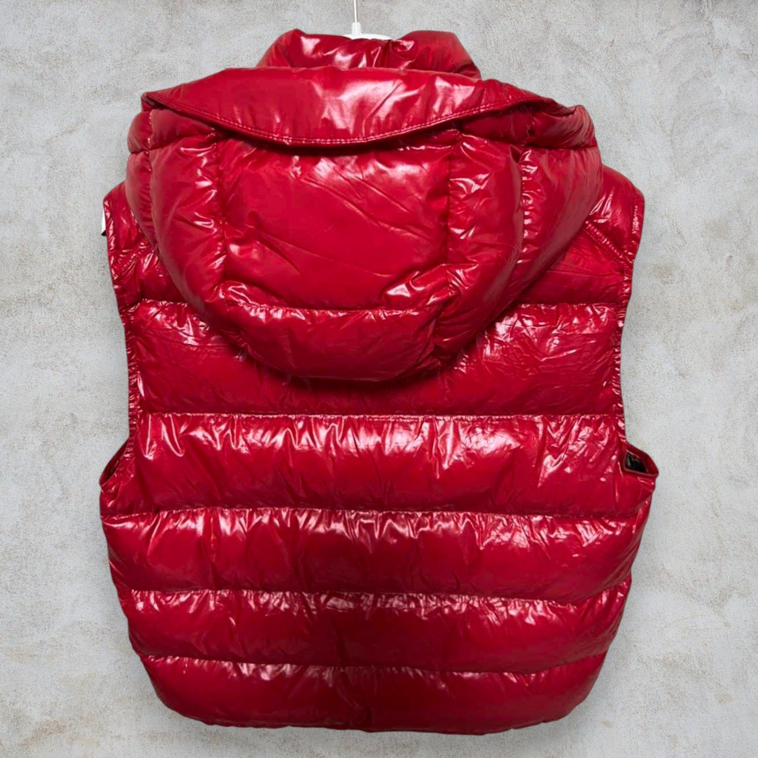 定価22万円 MONCLER BORMES ボルム ダウンベスト TG1～TG6 Red Color 赤色 人気モデル