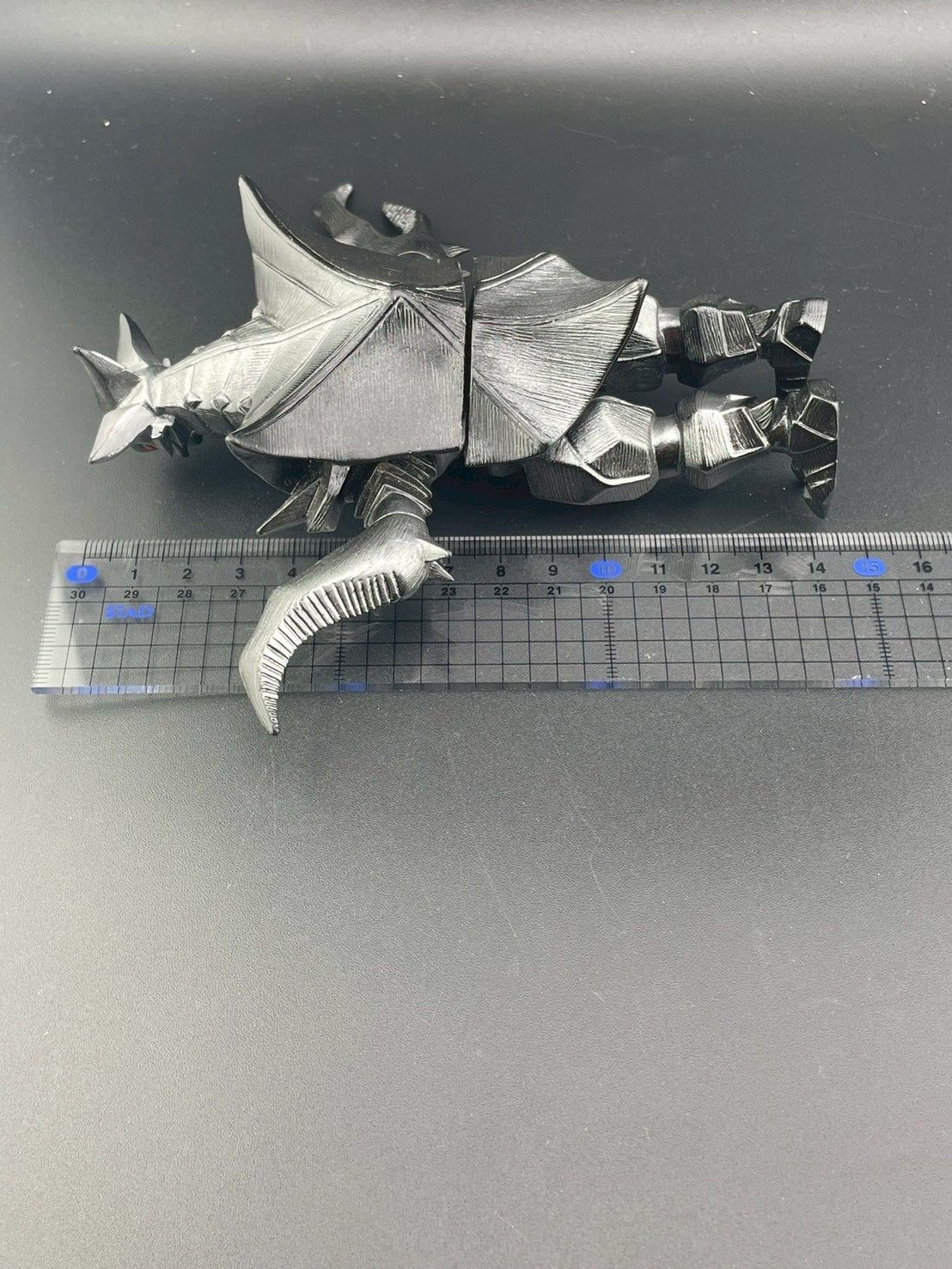 中古品】鋼鉄怪獣 メタラス 「電光超人グリッドマン」 電光