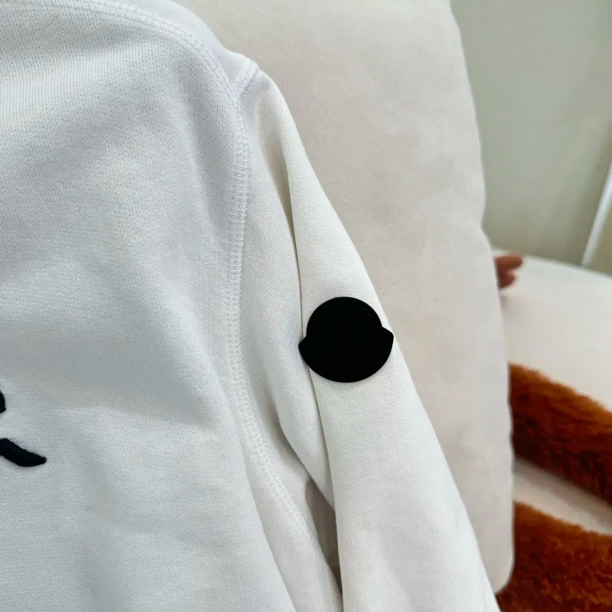 純正/新品 MONCLER(モンクレール) コットン パーカー 白 - メルカリ