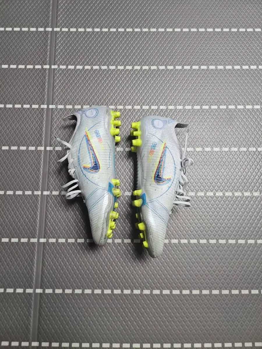 NIKE ナイキ マーキュリアル ヴェイパー 14 ag 285 エリート サッカーシューズ