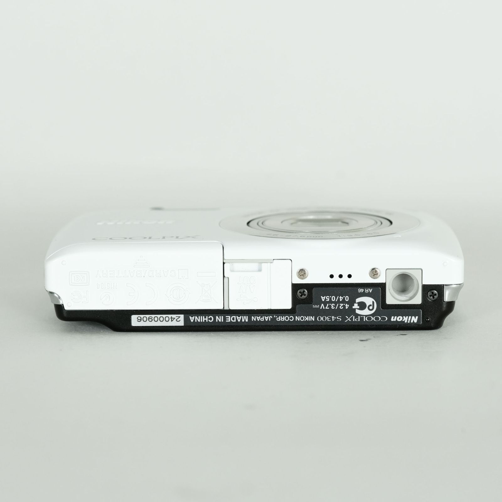 美品] Nikon COOLPIX S4300 シェルホワイト / コンパクトデジタル
