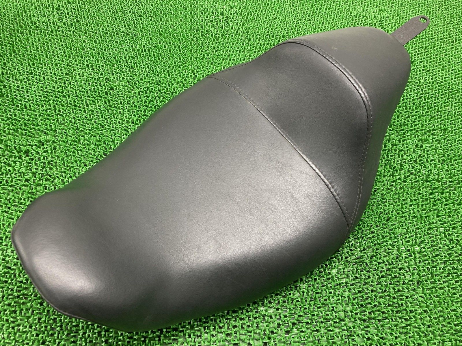 FXDLS1800 シート 52000287 ハーレー 純正 バイク 部品 ローライダーS