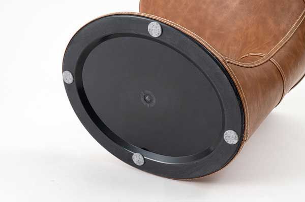 ソフトレザーのスマートなサイドテーブル W39×D46×H44.5cm