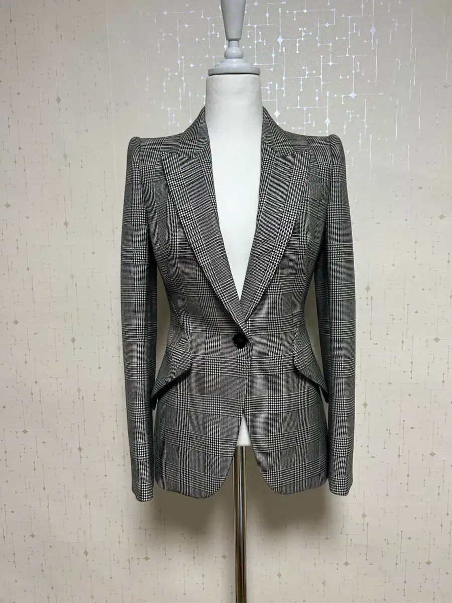 Alexander McQueen アレキサンダー マックイーン ピックショルダージャケット 未着用