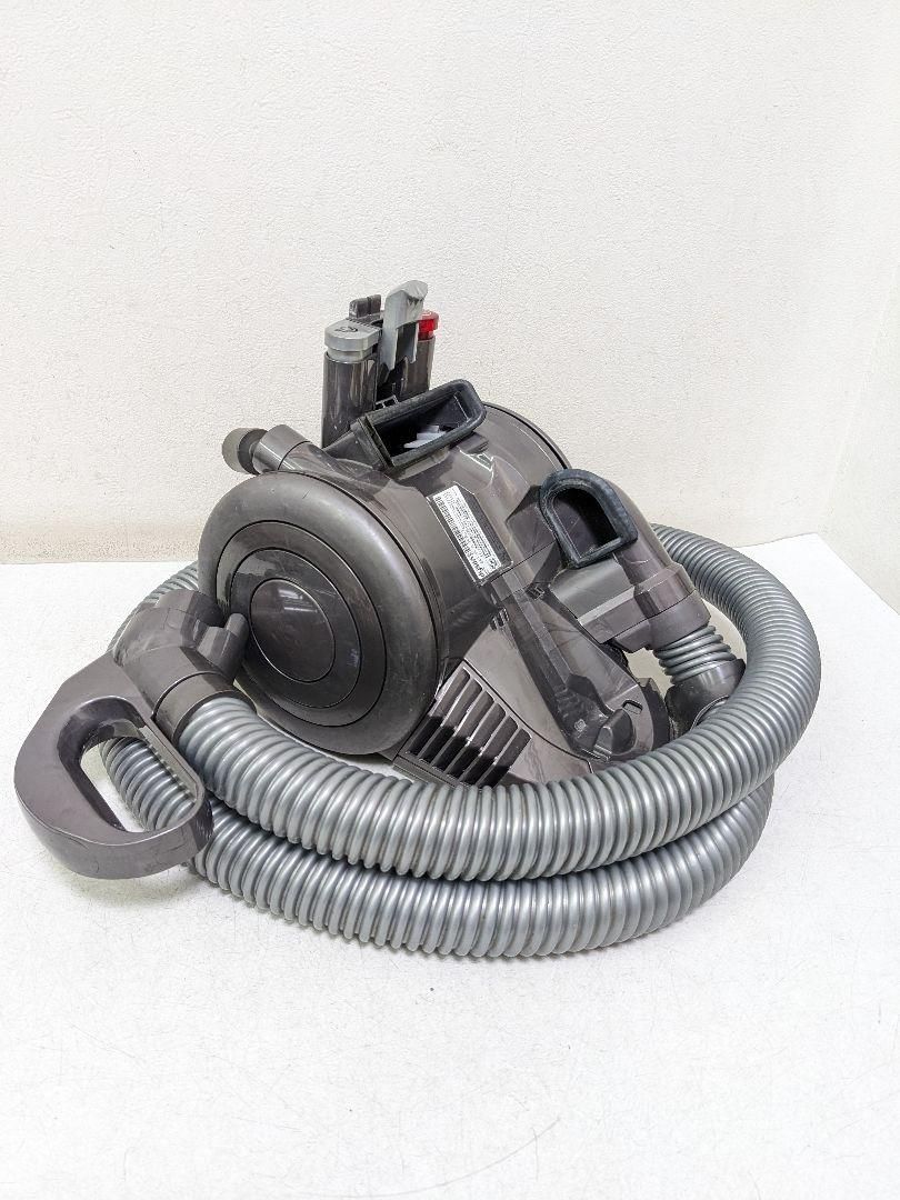 東芝 VC-S610X-W サイクロン式掃除機 2020年製 ヘッド無し TOSHIBA