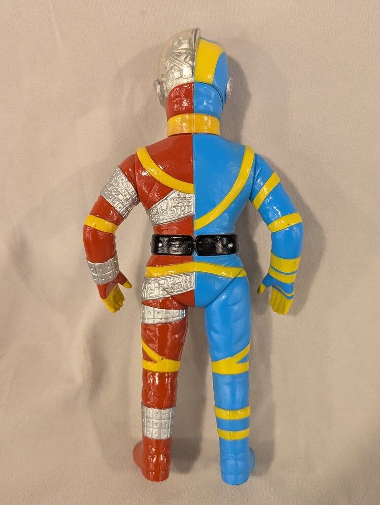 メディコム・トイ 東映レトロソフビコレクション 人造人間