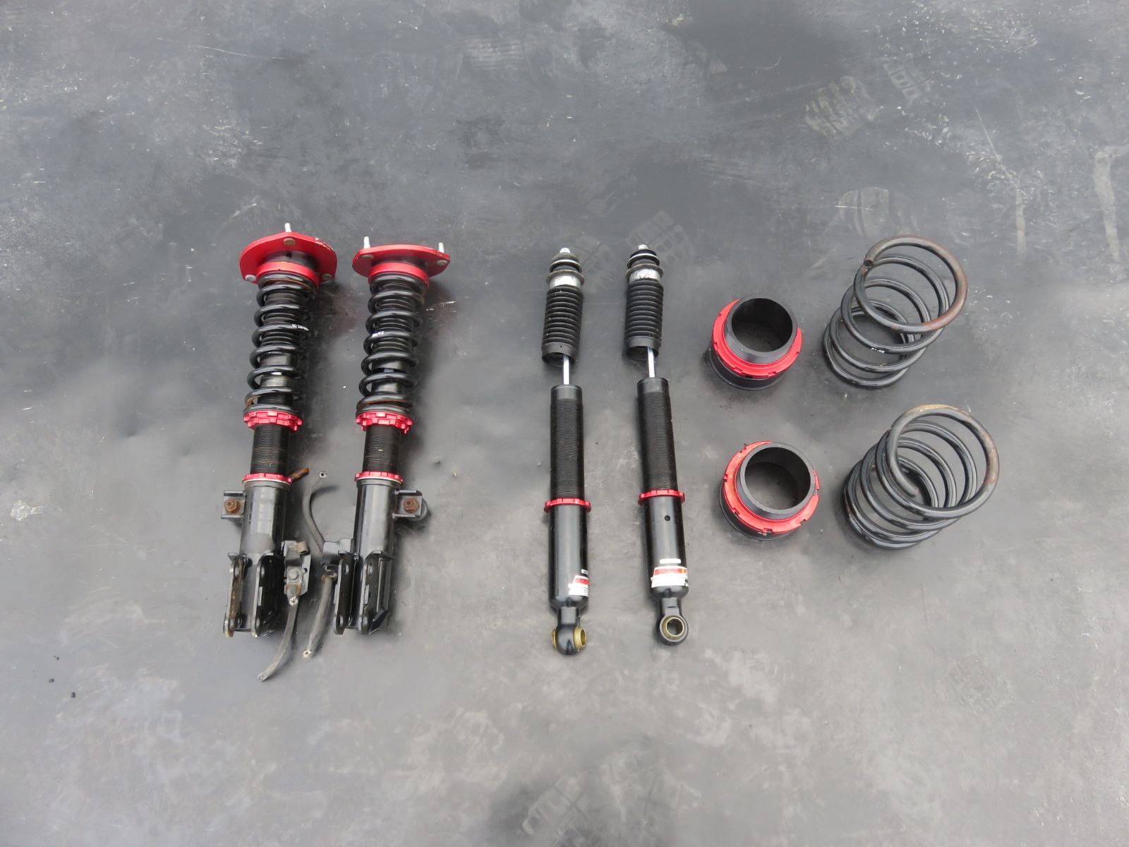 SFC2568 トヨタ純正 ANH20W GGH20W アルファード ヴェルファイア ネジ式 車高調 サスショック ショック サスペンション 1台分セット ACR50W