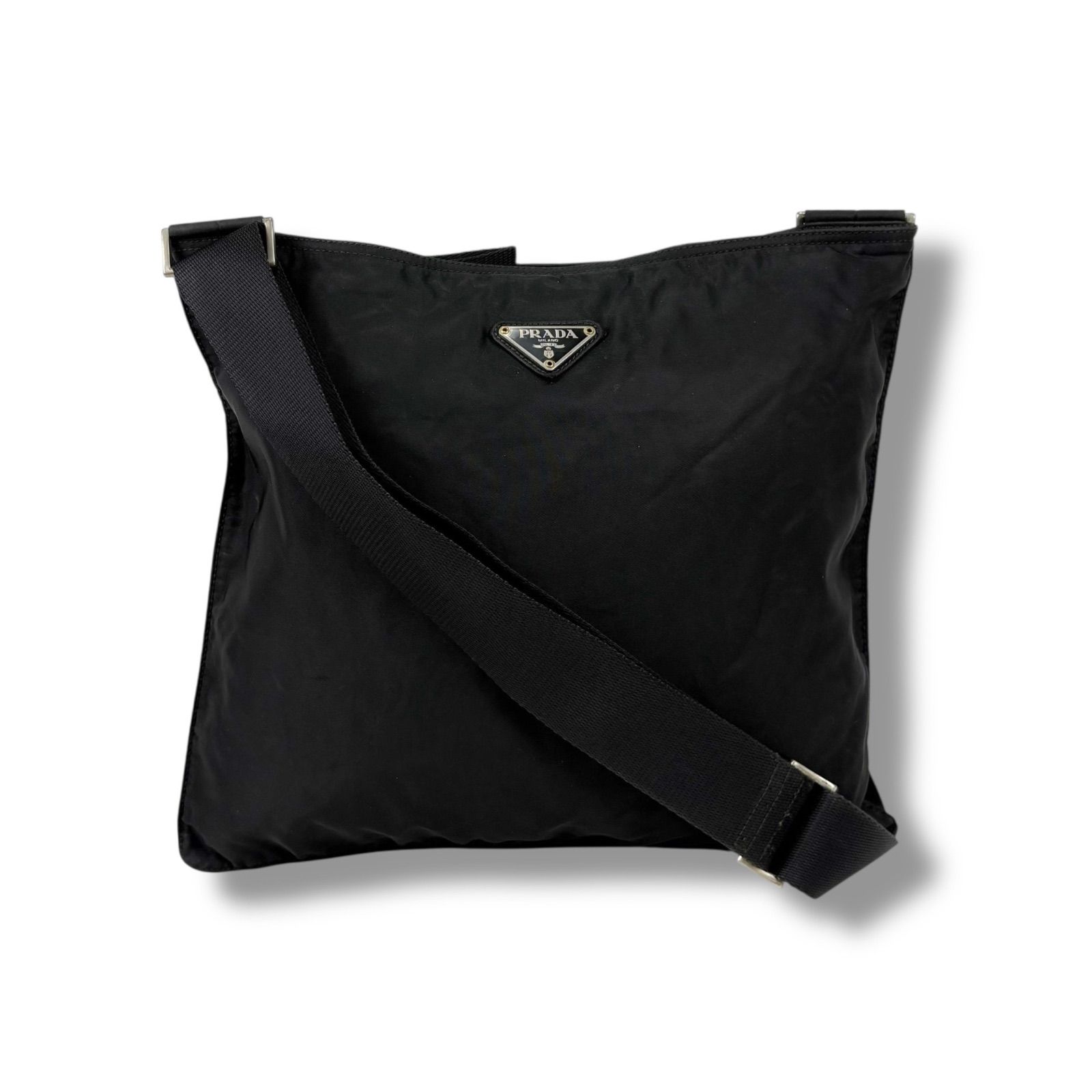 美品✨ PRADA プラダ トライアングル ナイロン ボディバッグ VA0994 美品✨ PRADA プラダ トライアングル ナイロン ボディバッグ VA0994