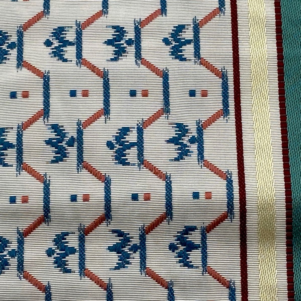 半幅帯 秀品 証紙 本場博多織 燕 縞 白 正絹