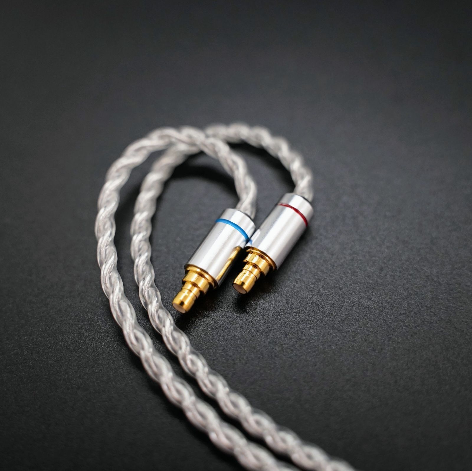 【超希少-1点限定】16コア IE100 400 500/3.5mm ミニプラグ 超希少-最高仕様】16コア IE100 400 500/3 5mm ミニプラグCABLE
