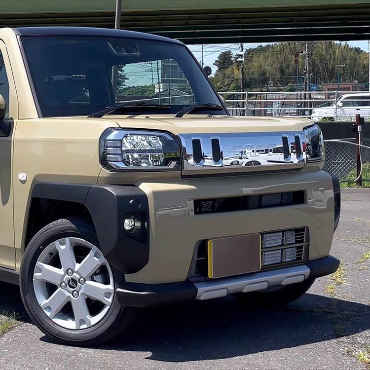 ドレスアップ カー用品