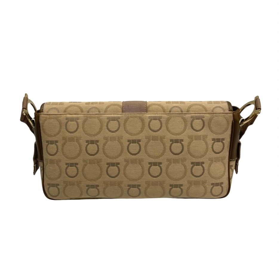 極 美品 保存袋付 Salvatore Ferragamo サルヴァトーレ