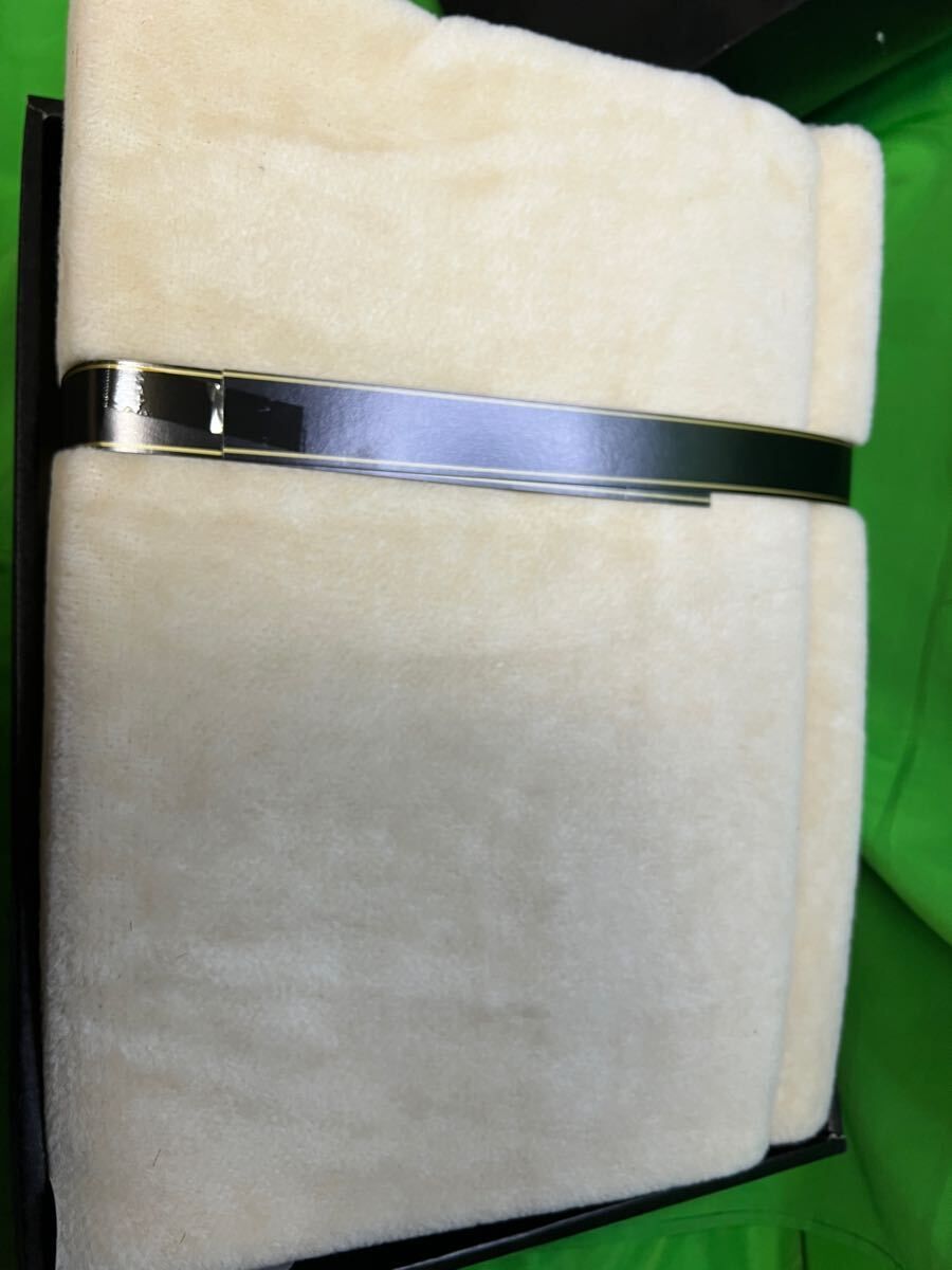 イヴサンローラン YVES SAINT YSL 寝具 アクリルボアシーツ!毛布 イヴサンローラン YVES SAINT YSL 寝具 アクリルボアシーツ!毛布