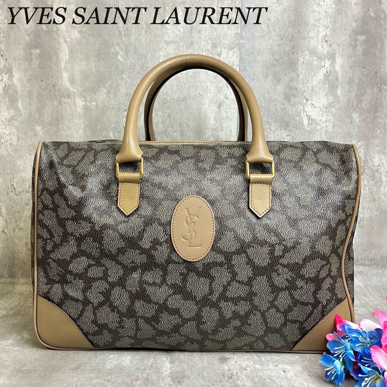 イヴサンローラン ボストンバッグ 肩掛け チャーム付 大容量 ジラフ柄 PVC イヴサンローラン ボストンバッグ 肩掛け チャーム付 大容量 ジラフ柄 PVC