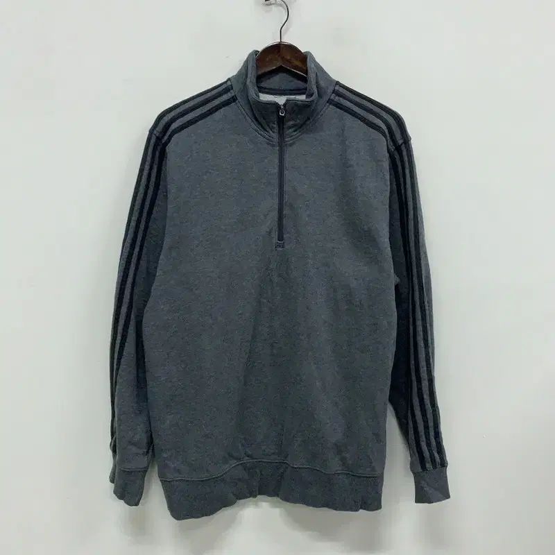 【雷市場（ポンジャン）商品韓国直送】 adidas(アディダス) グレー 裏起毛 3本線 ハーフジップ パーカー 100 G02995