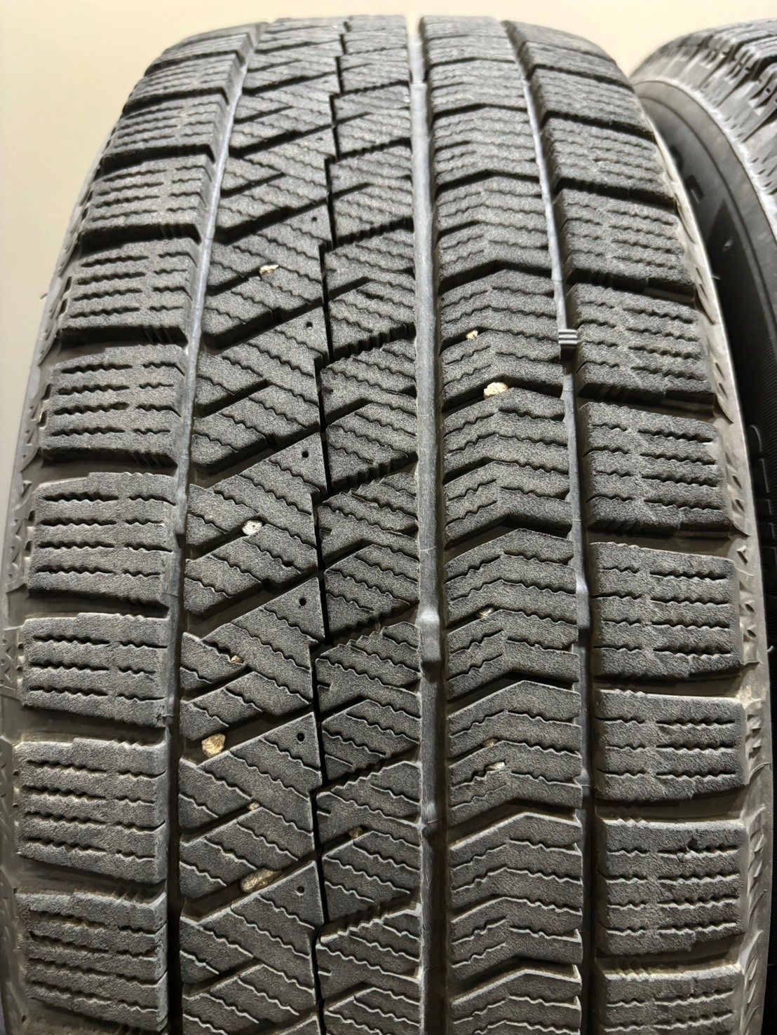 ★185/60R15 BRIDGESTONE/VRX2 20年製 Lofida 15インチ 6J ＋43 100 5H スタッドレス 4本 シエンタ ブラポリ (2-F822)