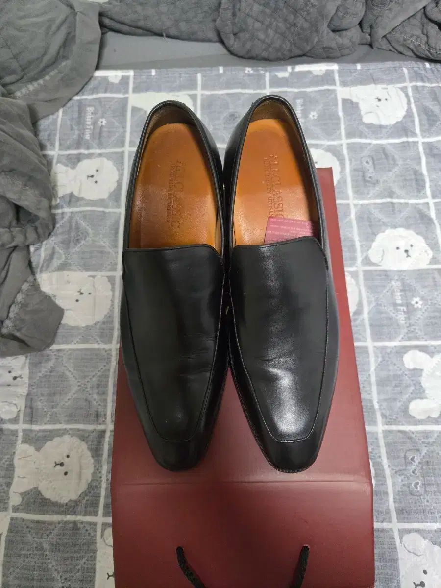 Christian Louboutin クリスチャンルブタン おしい STYLEETO
