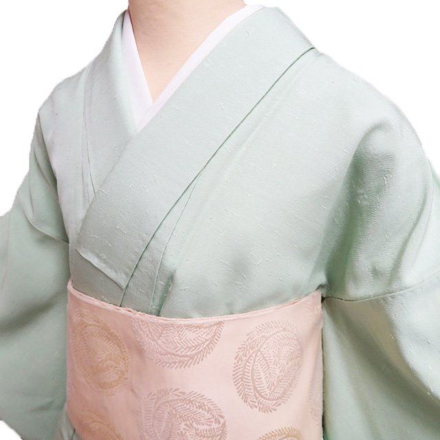 色無地 着物 中古 正絹 浜紬 袷 セミフォーマル 紋付き 薄萌葱色