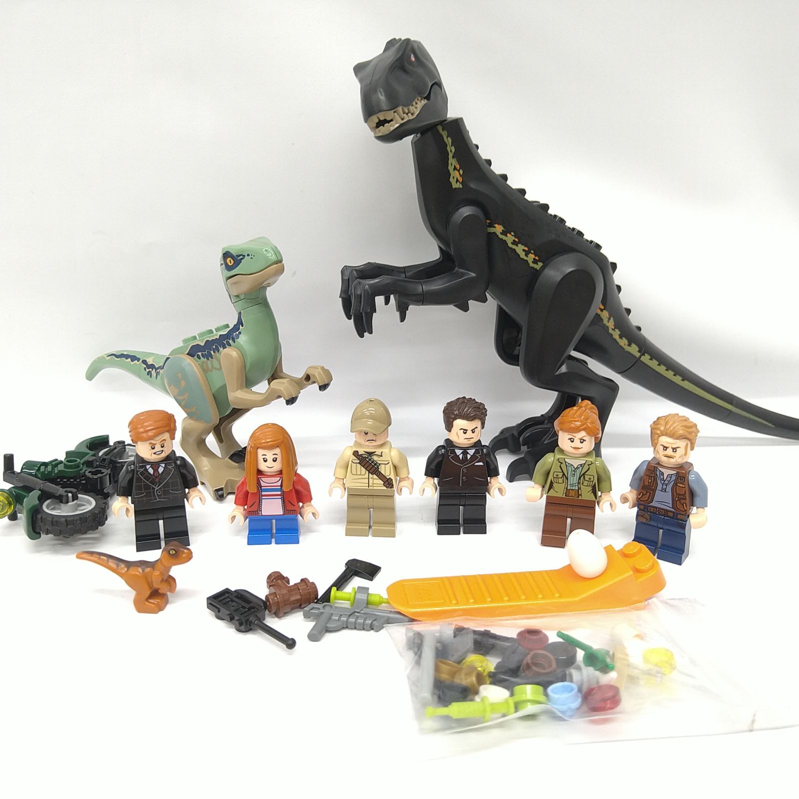 中古/美品】正規品 LEGO レゴ ジュラシック・ワールド インドラプトル 