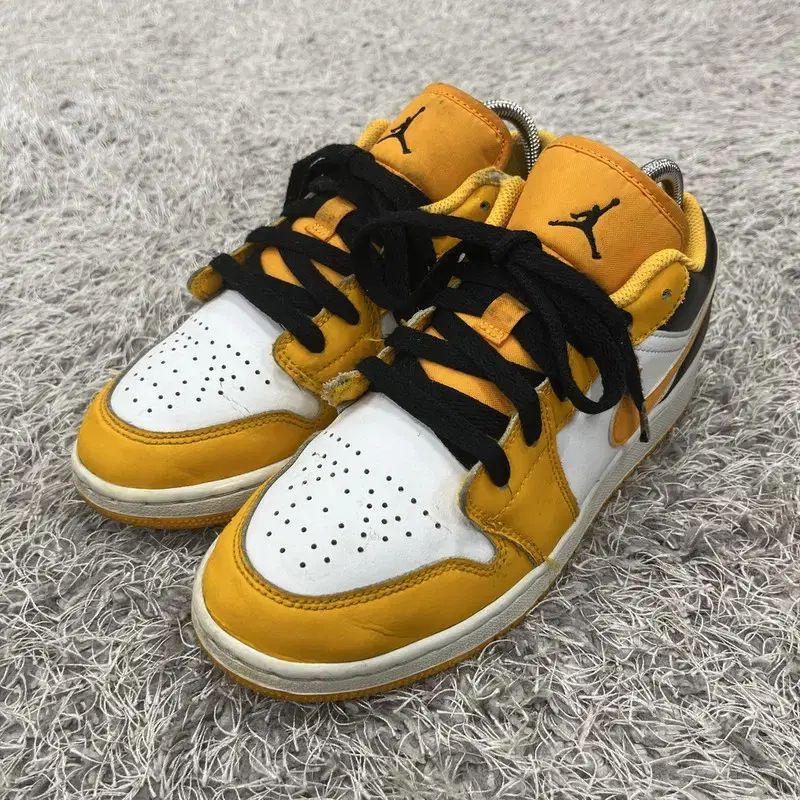 NIKE ナイキ ジョーダン 1 ロー タクシー スニーカーズ スニーカー 240 G04467