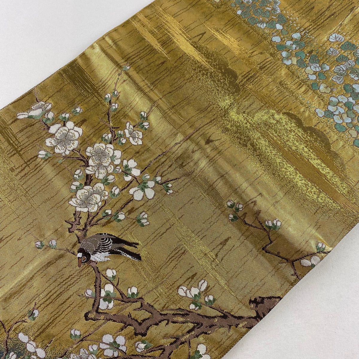 袋帯 美しい花 唐織 抹茶色 正絹 AO-4247 袋帯 名品 草花 唐織 箔 小豆色 六通 正絹 【中古】 - メルカリ