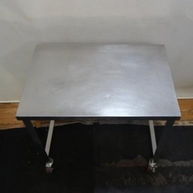 業務用 ステンレス 作業台 W750 D500 H680mm 厨房 キャスター付