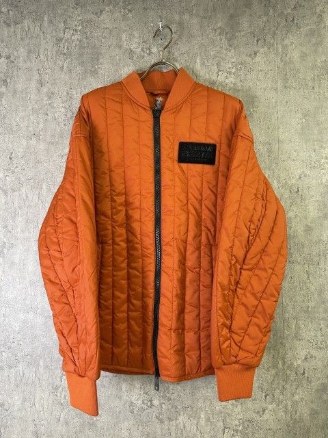23AW ARMANI EXCHANGE ｱﾙﾏｰﾆｴｸｽﾁｪﾝｼﾞ BLOUSON JACKET ﾌﾞﾙｿﾞﾝ ｷﾙﾃｨﾝｸﾞ ｼﾞｬｹｯﾄ 中綿 ﾊﾟﾌｧｰ ﾎﾟﾘｴｽﾃﾙ ｵﾚﾝｼﾞ XS 33917304
