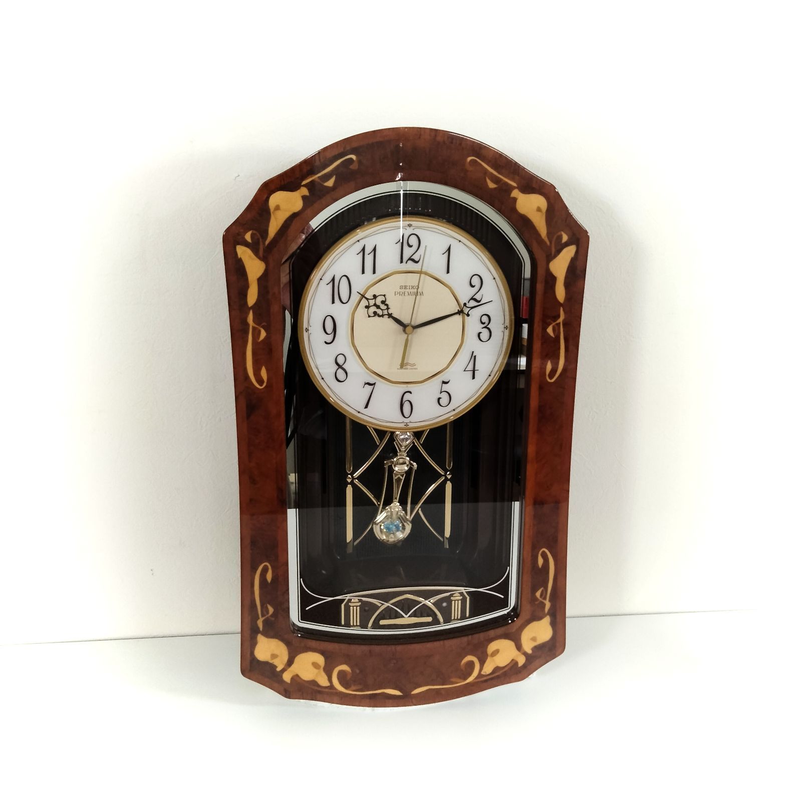 インテリア時計 NAO N-5810] 動作品・電池カバー無し SEIKO ショップ PREMIUM LS223B