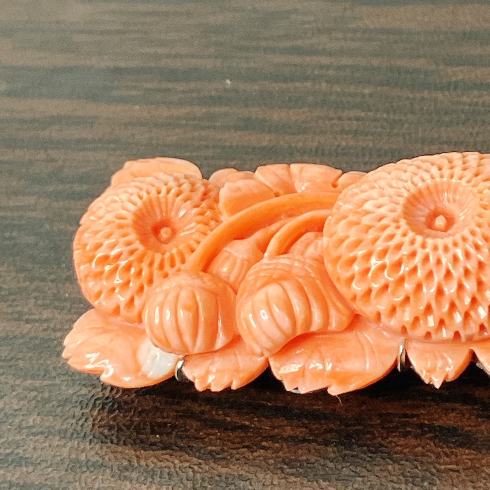 帯留め 菊花彫刻