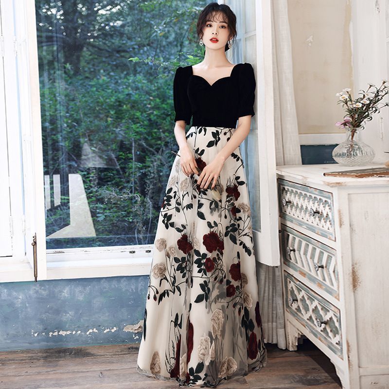 ドレス 黒 ベロア ベルベット 刺繍 花柄 オシャレ ドッキング チュール ロングドレス ワイン赤 パフスリーブ 発表会ドレス パーティードレス Aライン ショート丈 ミモレ丈 ロング丈 半袖 成人式ドレス 結婚式 二次会 お呼ばれ Erqu480