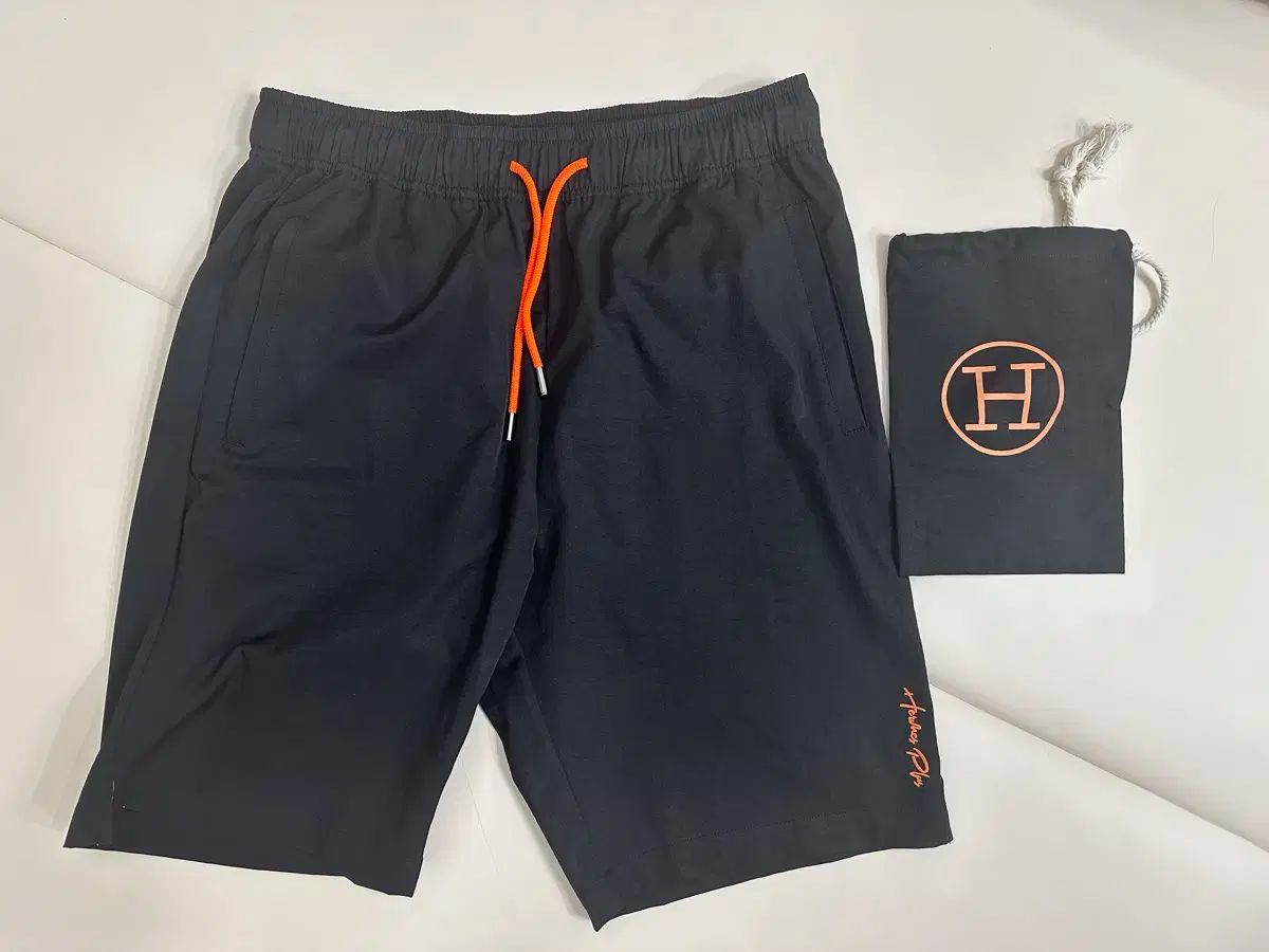 Hermes エルメス ハーフパンツ