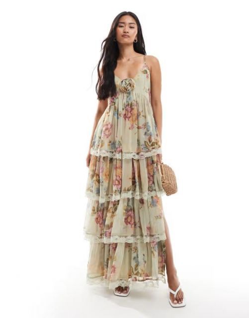送料無料 ミスセルフフリッジ レディース ワンピース トップス Miss Selfridge race day chiffon tiered maxi dress in green floral print Green floral print