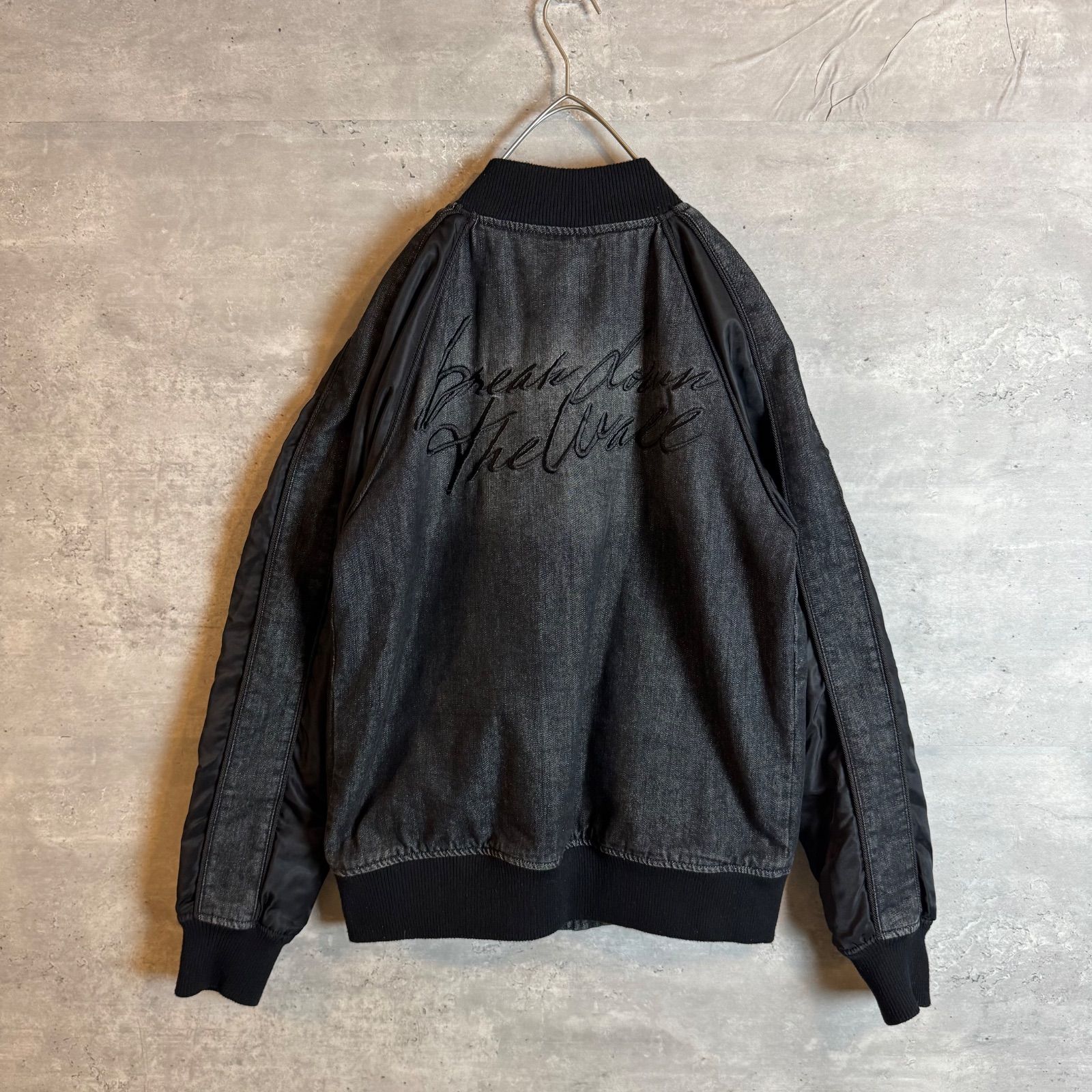 人気 M.C.D アウター ブルゾン デニム 切替デザイン 刺繍ロゴ バックロゴ 黒 ブラック Mサイズ