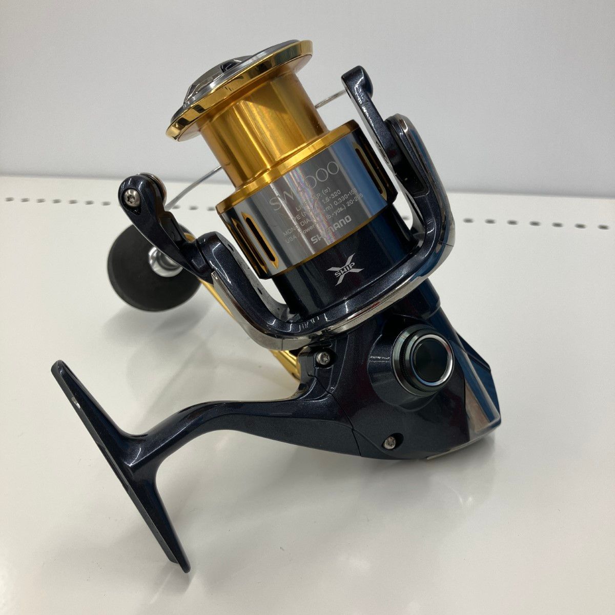 釣り用品 リール スピニングリール SHIMANO 15ツインパワーSW 4000XG　箱有り